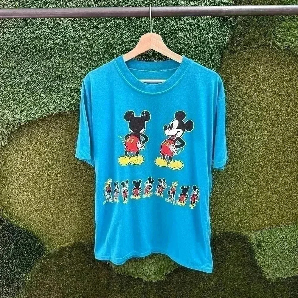 Vintage  Mickey Mouse T-shirt Large